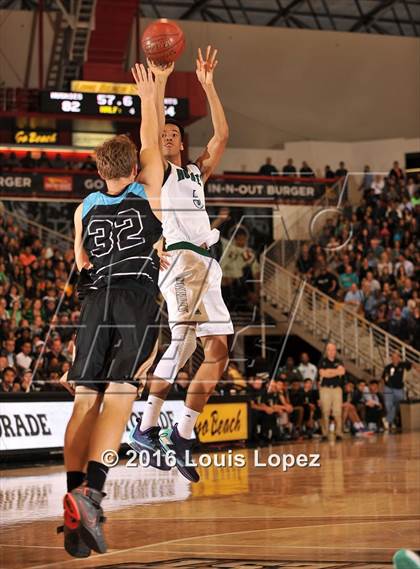 Thumbnail 1 in Chino Hills vs. Bishop Montgomery (CIF SoCal Regional Open Division Final) photogallery.