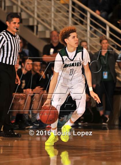 Thumbnail 2 in Chino Hills vs. Bishop Montgomery (CIF SoCal Regional Open Division Final) photogallery.