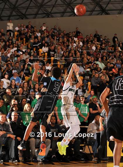 Thumbnail 1 in Chino Hills vs. Bishop Montgomery (CIF SoCal Regional Open Division Final) photogallery.
