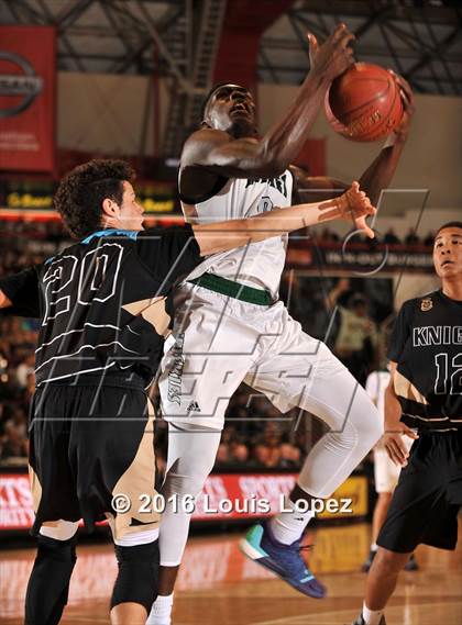 Thumbnail 1 in Chino Hills vs. Bishop Montgomery (CIF SoCal Regional Open Division Final) photogallery.