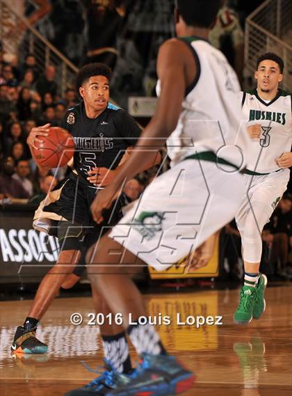 Thumbnail 3 in Chino Hills vs. Bishop Montgomery (CIF SoCal Regional Open Division Final) photogallery.