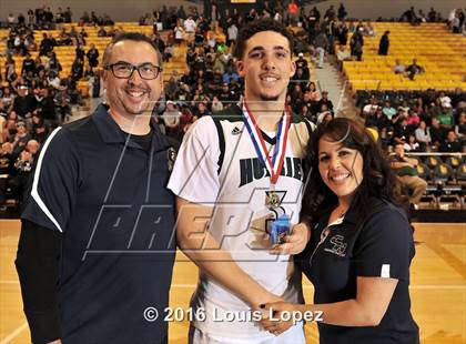 Thumbnail 3 in Chino Hills vs. Bishop Montgomery (CIF SoCal Regional Open Division Final) photogallery.