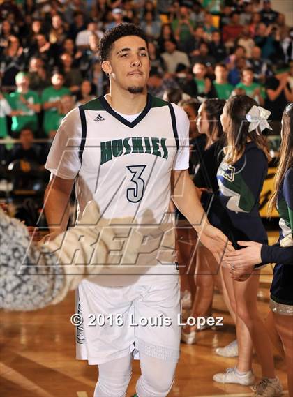 Thumbnail 1 in Chino Hills vs. Bishop Montgomery (CIF SoCal Regional Open Division Final) photogallery.