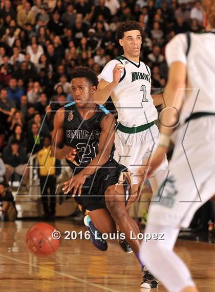 Thumbnail 2 in Chino Hills vs. Bishop Montgomery (CIF SoCal Regional Open Division Final) photogallery.