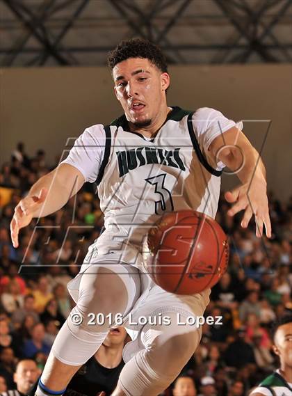 Thumbnail 2 in Chino Hills vs. Bishop Montgomery (CIF SoCal Regional Open Division Final) photogallery.