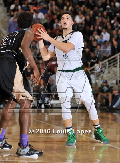 Thumbnail 3 in Chino Hills vs. Bishop Montgomery (CIF SoCal Regional Open Division Final) photogallery.
