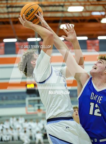 Thumbnail 1 in Westlake vs. Dixie (Falcon Classic) photogallery.