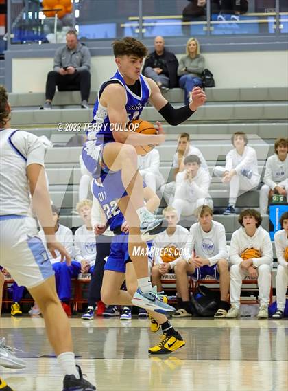 Thumbnail 1 in Westlake vs. Dixie (Falcon Classic) photogallery.