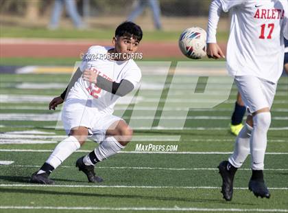 Thumbnail 1 in Arleta vs. Quartz Hill photogallery.