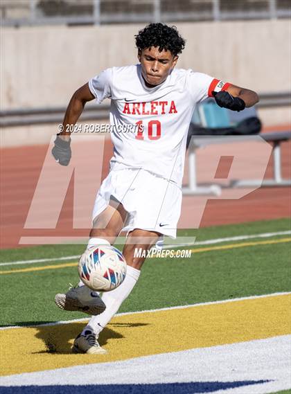 Thumbnail 3 in Arleta vs. Quartz Hill photogallery.