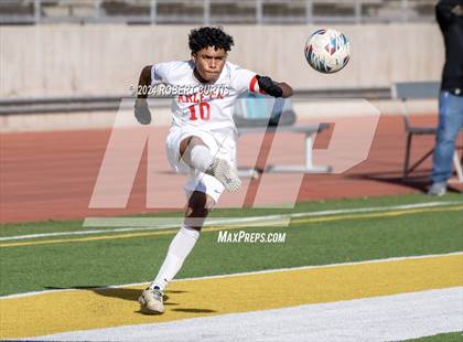 Thumbnail 1 in Arleta vs. Quartz Hill photogallery.