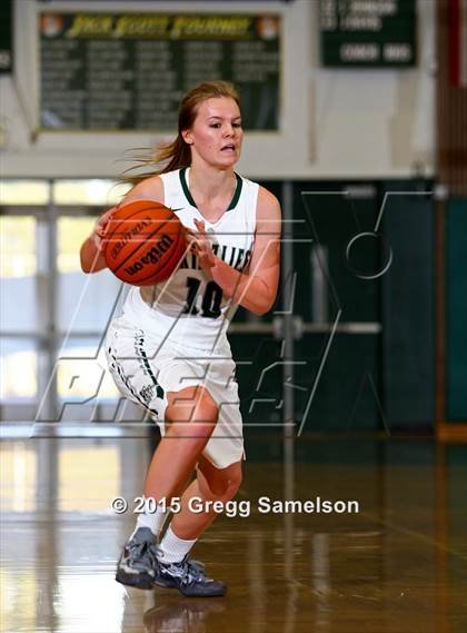 Thumbnail 2 in Granite Bay vs Bear River (Triple R Tournament) photogallery.