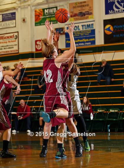 Thumbnail 2 in Granite Bay vs Bear River (Triple R Tournament) photogallery.