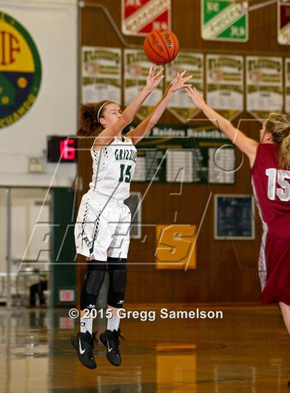 Thumbnail 1 in Granite Bay vs Bear River (Triple R Tournament) photogallery.