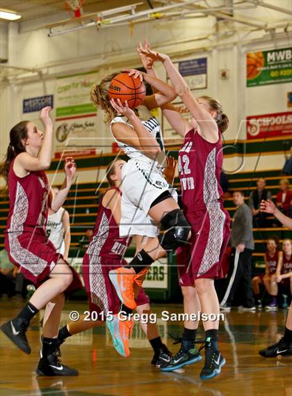 Thumbnail 1 in Granite Bay vs Bear River (Triple R Tournament) photogallery.