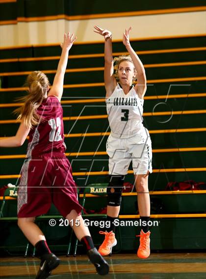Thumbnail 1 in Granite Bay vs Bear River (Triple R Tournament) photogallery.