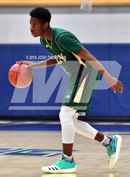 Thumbnail 3 in Chino Hills vs. Long Beach Poly photogallery.