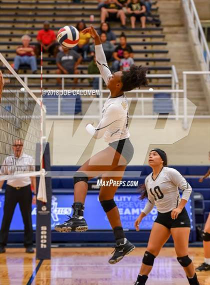 Thumbnail 2 in East Central vs Brennan photogallery.