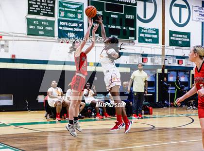 Thumbnail 1 in Moore Catholic Vs Bergtraum (4th Annual Slinky Showcase) photogallery.