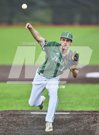 Thumbnail 3 in Strake Jesuit vs. Clear Springs (UIL Baseball 6A Region 3 Bi-District) photogallery.
