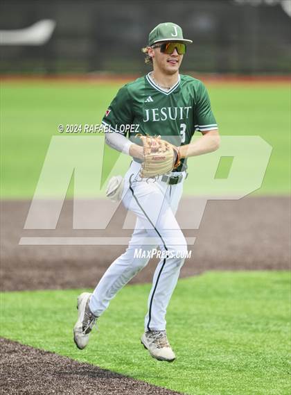 Thumbnail 2 in Strake Jesuit vs. Clear Springs (UIL Baseball 6A Region 3 Bi-District) photogallery.