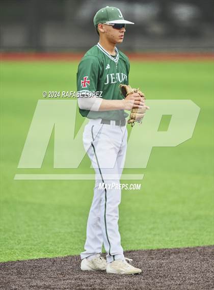 Thumbnail 2 in Strake Jesuit vs. Clear Springs (UIL Baseball 6A Region 3 Bi-District) photogallery.