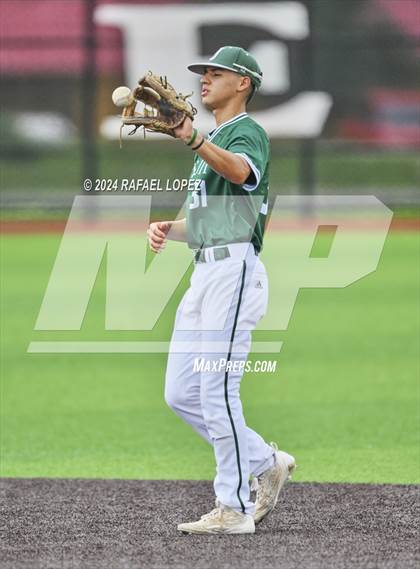 Thumbnail 2 in Strake Jesuit vs. Clear Springs (UIL Baseball 6A Region 3 Bi-District) photogallery.