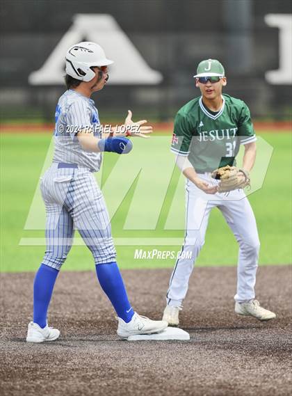 Thumbnail 3 in Strake Jesuit vs. Clear Springs (UIL Baseball 6A Region 3 Bi-District) photogallery.