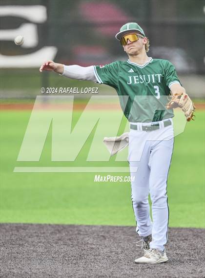 Thumbnail 3 in Strake Jesuit vs. Clear Springs (UIL Baseball 6A Region 3 Bi-District) photogallery.