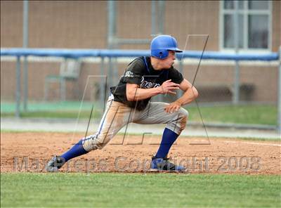 Thumbnail 1 in Caledonia-Mumford vs Honeoye (Section 5 Class C Final) photogallery.