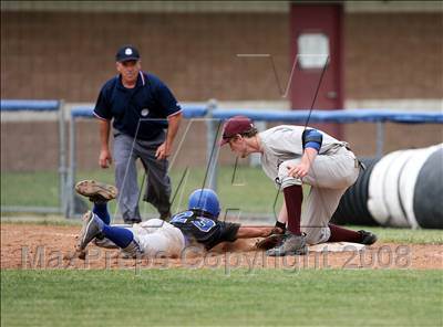 Thumbnail 3 in Caledonia-Mumford vs Honeoye (Section 5 Class C Final) photogallery.