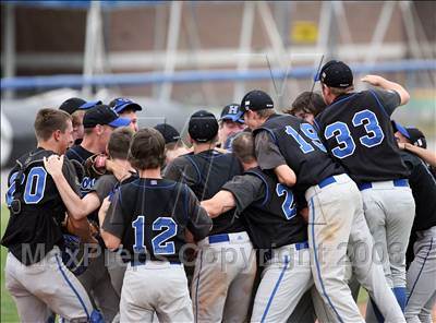 Thumbnail 2 in Caledonia-Mumford vs Honeoye (Section 5 Class C Final) photogallery.