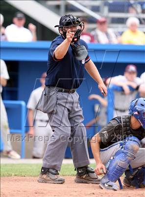 Thumbnail 1 in Caledonia-Mumford vs Honeoye (Section 5 Class C Final) photogallery.