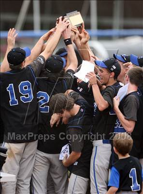 Thumbnail 1 in Caledonia-Mumford vs Honeoye (Section 5 Class C Final) photogallery.