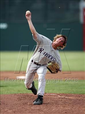 Thumbnail 2 in Caledonia-Mumford vs Honeoye (Section 5 Class C Final) photogallery.