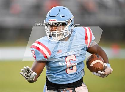 Thumbnail 2 in J.L. Mann vs Travelers Rest (Patriot Jamboree) photogallery.