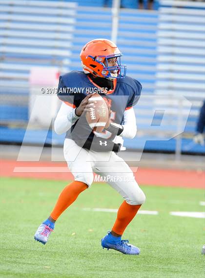 Thumbnail 2 in Nassau County Section 8 Senior Bowl Classic photogallery.