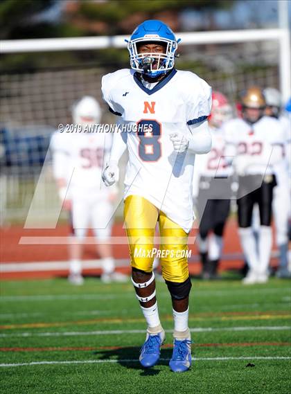 Thumbnail 2 in Nassau County Section 8 Senior Bowl Classic photogallery.