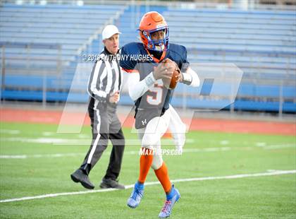 Thumbnail 2 in Nassau County Section 8 Senior Bowl Classic photogallery.