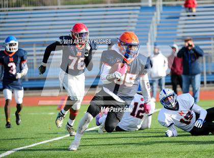 Thumbnail 2 in Nassau County Section 8 Senior Bowl Classic photogallery.