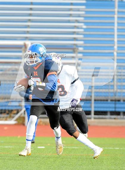 Thumbnail 3 in Nassau County Section 8 Senior Bowl Classic photogallery.