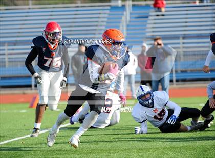 Thumbnail 3 in Nassau County Section 8 Senior Bowl Classic photogallery.