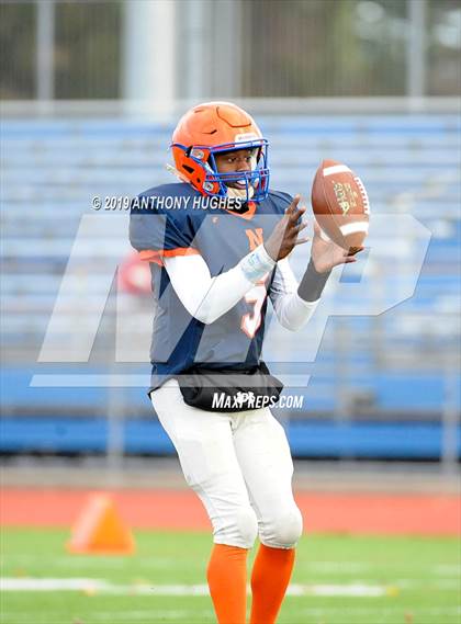 Thumbnail 1 in Nassau County Section 8 Senior Bowl Classic photogallery.