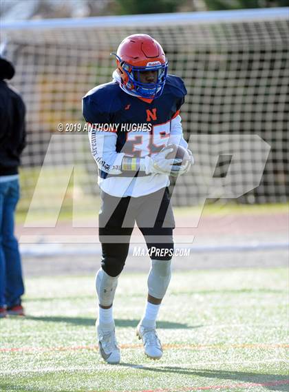 Thumbnail 3 in Nassau County Section 8 Senior Bowl Classic photogallery.