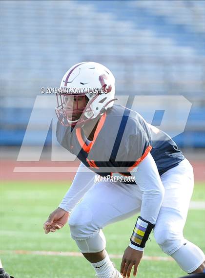 Thumbnail 2 in Nassau County Section 8 Senior Bowl Classic photogallery.