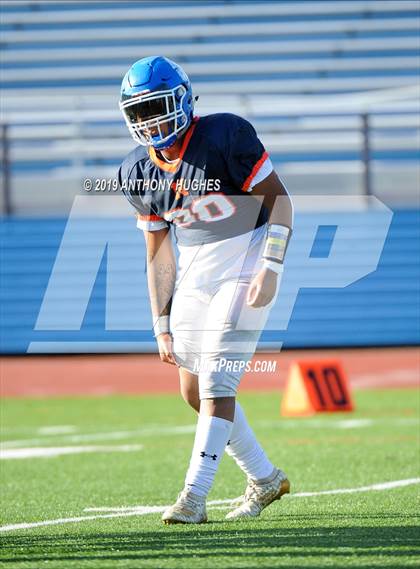 Thumbnail 3 in Nassau County Section 8 Senior Bowl Classic photogallery.