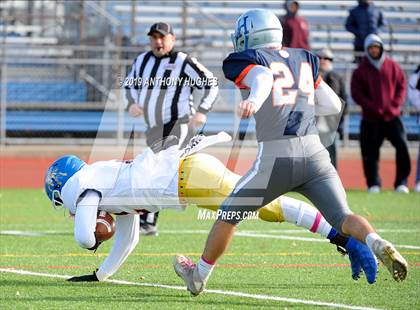 Thumbnail 2 in Nassau County Section 8 Senior Bowl Classic photogallery.