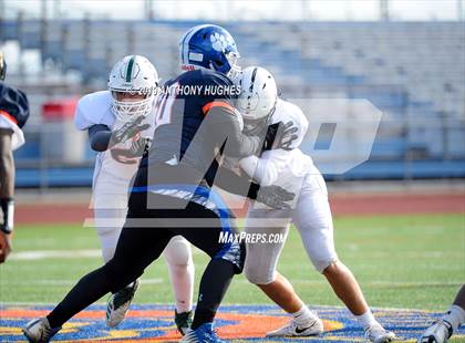 Thumbnail 3 in Nassau County Section 8 Senior Bowl Classic photogallery.