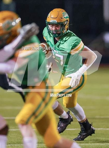 Thumbnail 1 in Tahoma @ Tumwater photogallery.