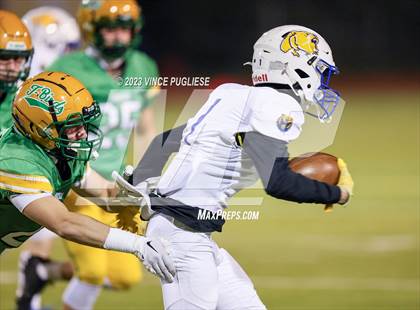 Thumbnail 3 in Tahoma @ Tumwater photogallery.